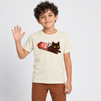 Kit-Cat Crema - Playera NIÑO, vista frontal con modelo 2