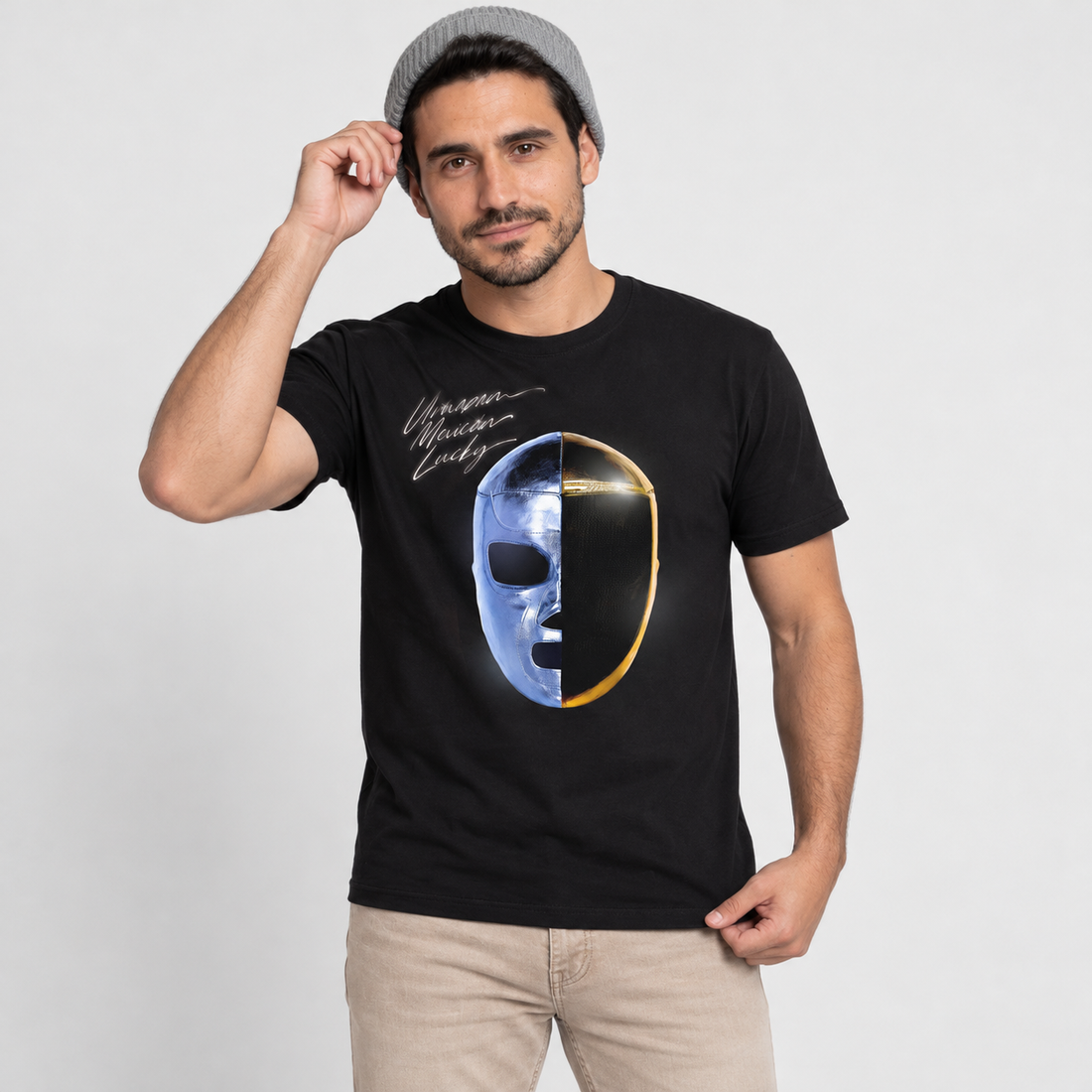 Uruapan Mexican Lucky - Playera CABALLERO Música, vista frontal con modelo 1