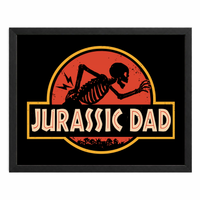 Jurassic Dad sin paspartú y con marco negro de madera MDF, vista frontal.